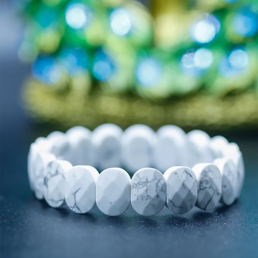 HOWLITE OVAL BRACELET