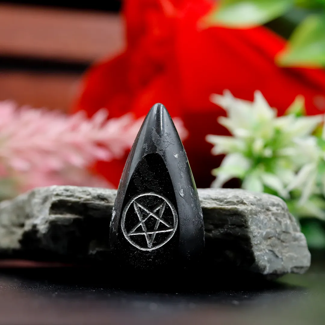 BLACK TOURMALINE STAR PENDANT