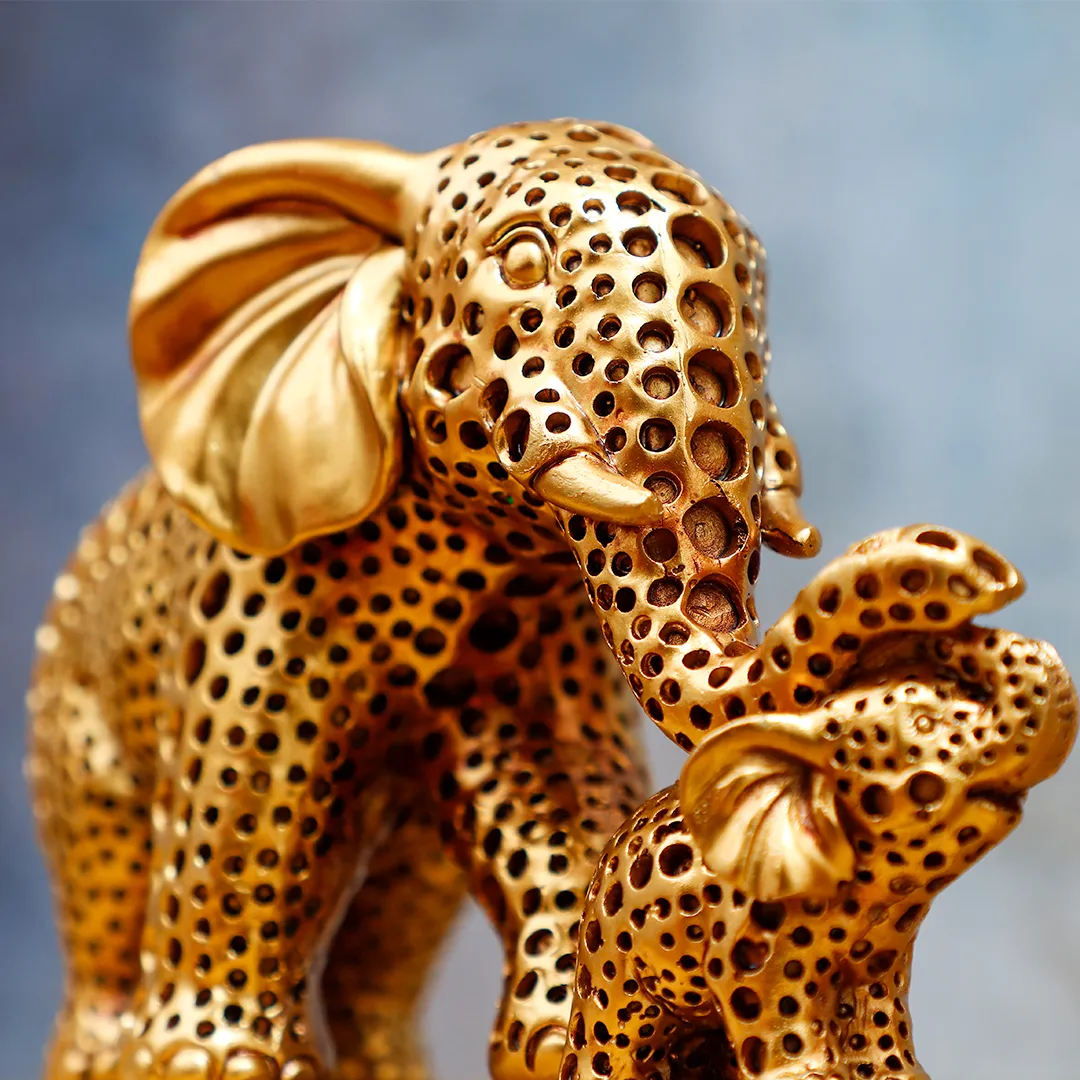 ELEPHANT GOLDEN STATUE - 3
