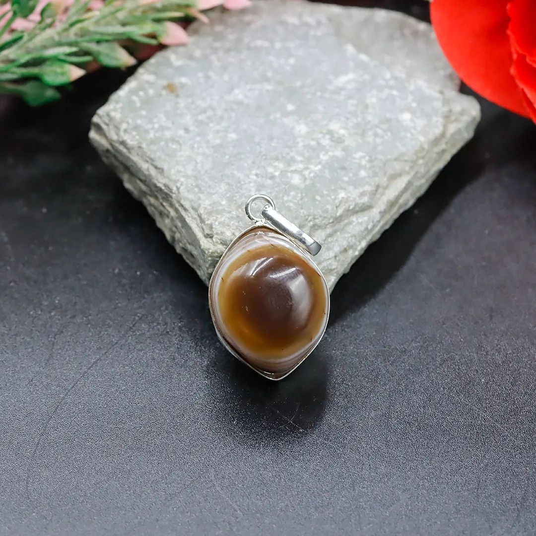 EYES PENDANT - 2