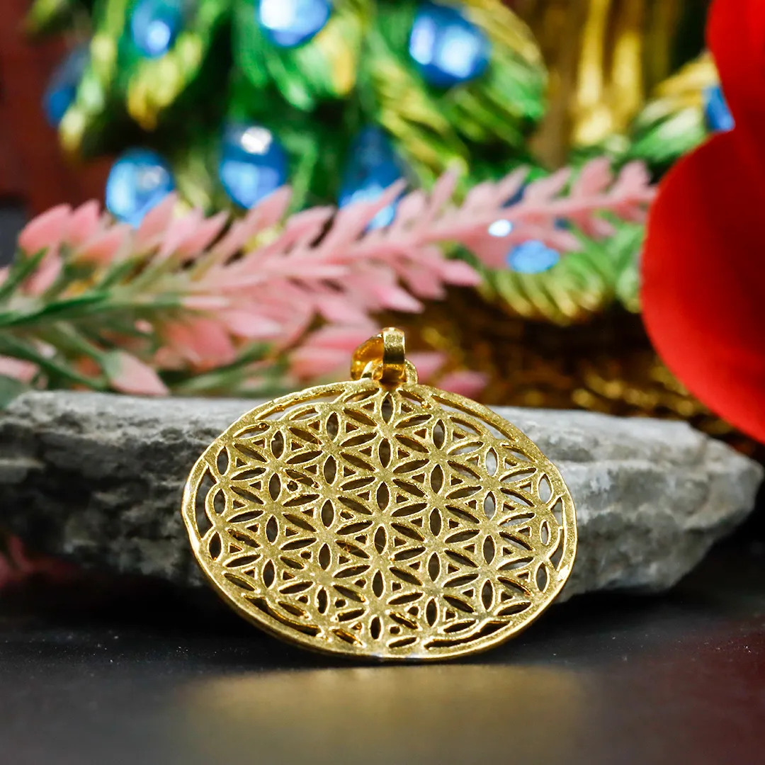 FAMILY OF LIFE PENDANT