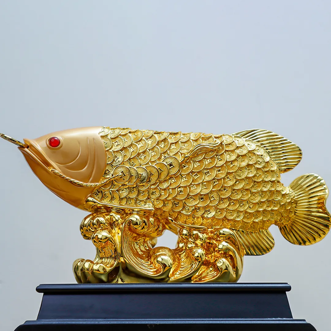 FISH GOLDEN COIN STATUE