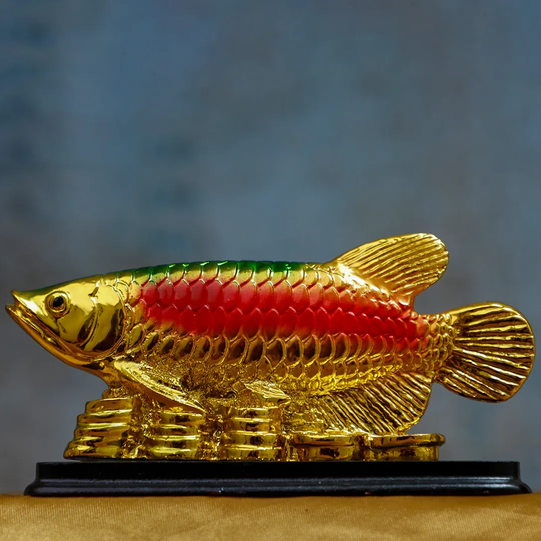 FISH GOLDEN STATUE - 2