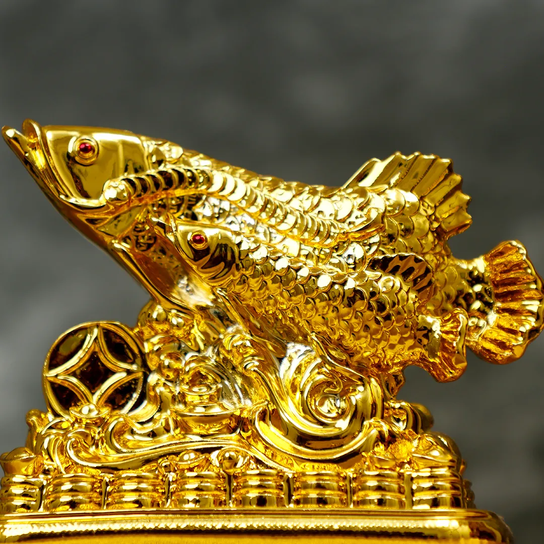 FISH GOLDEN STATUE -S