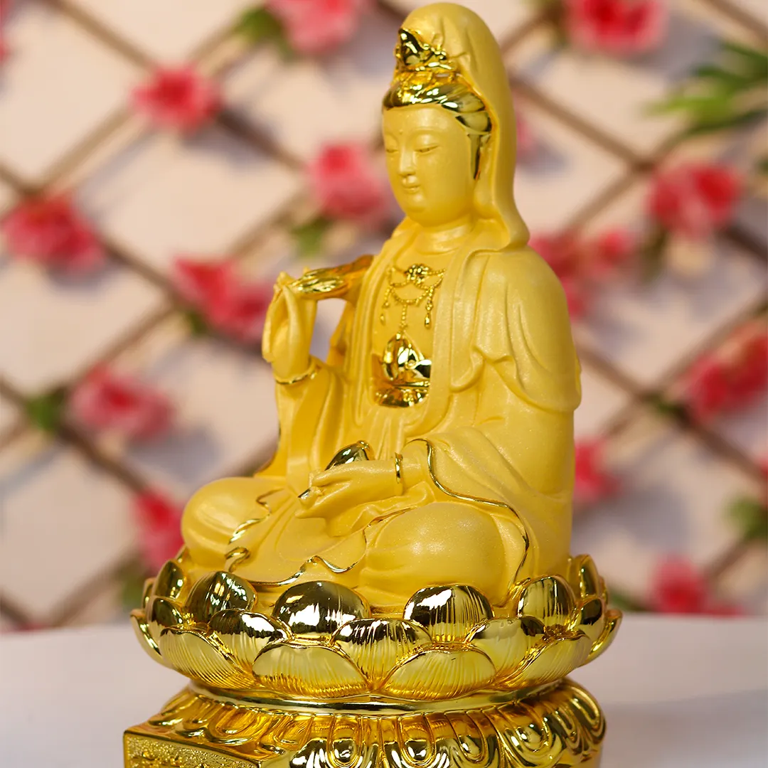 KWANYIN GOLDEN STATUE - 3