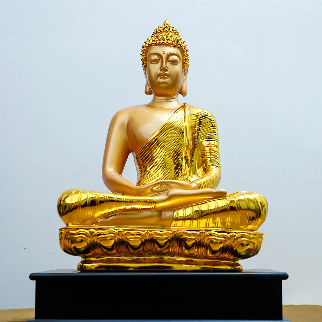 LORD BUDDHA GOLDEN STATUE