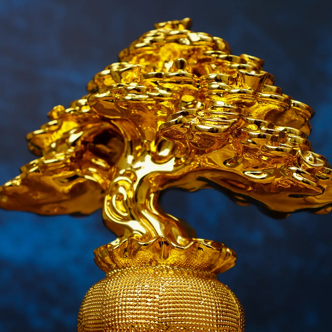MONEY TREE GOLDEN STATUE