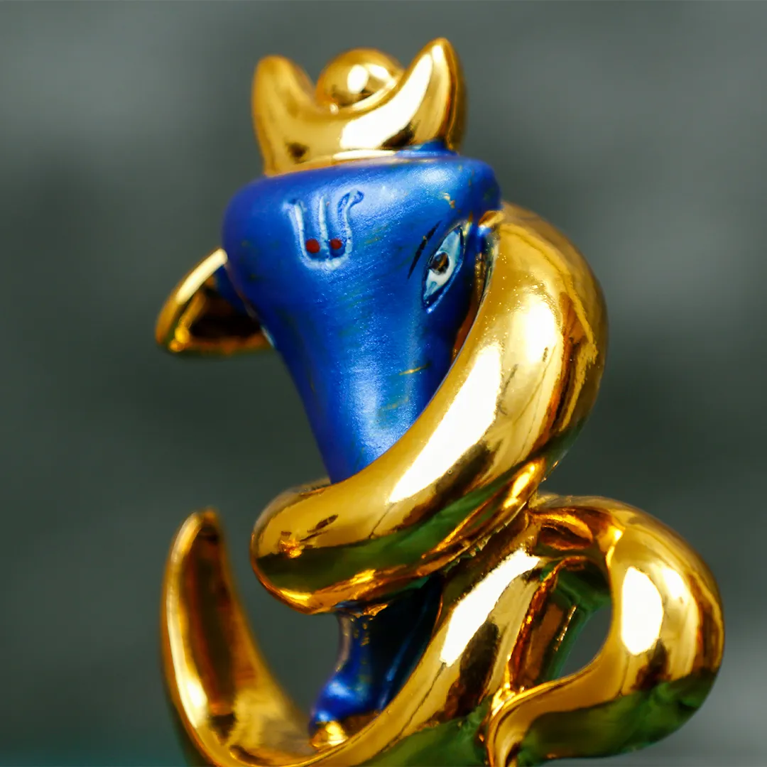 OM GANESHA GOLDEN STATUE