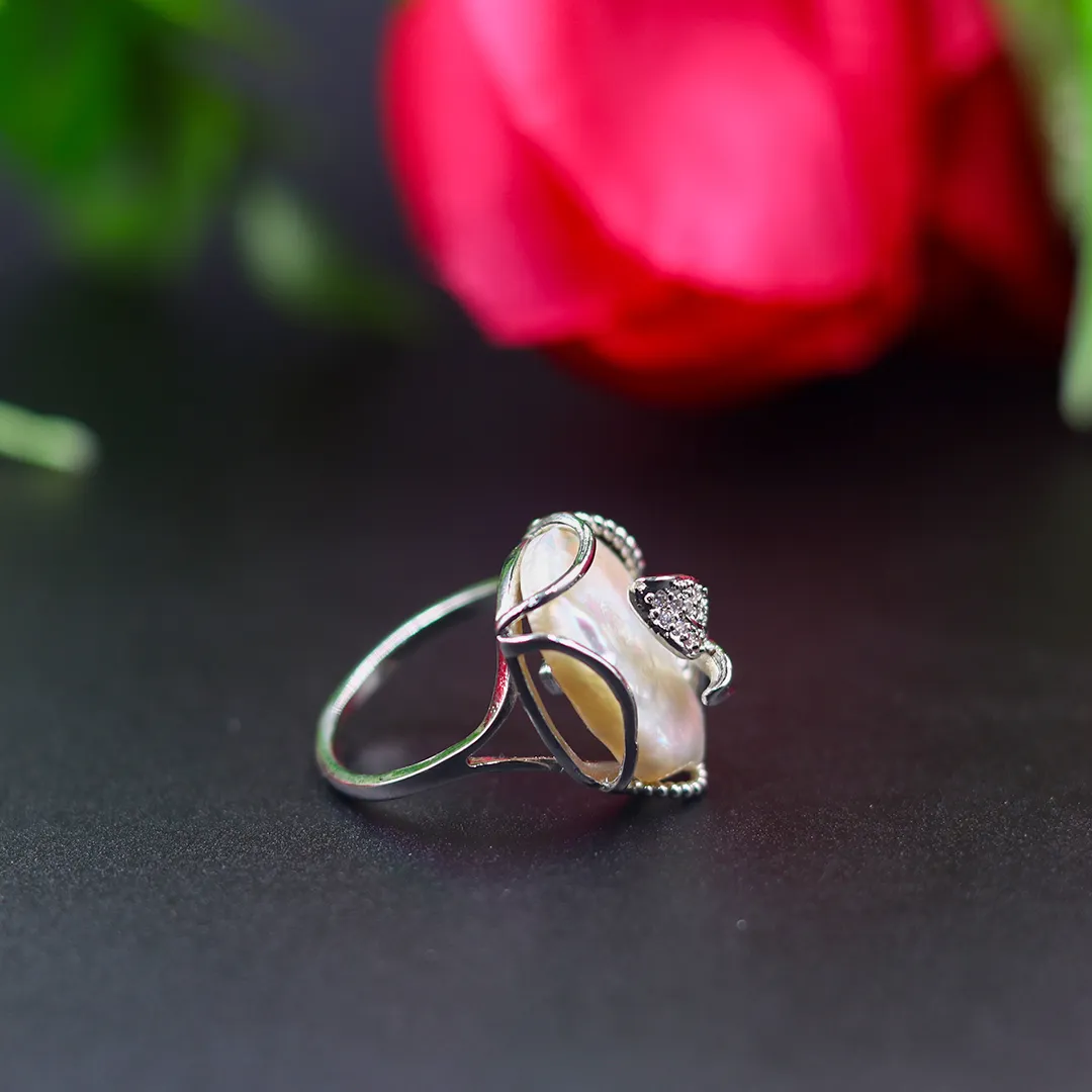 BIG PEARL RING