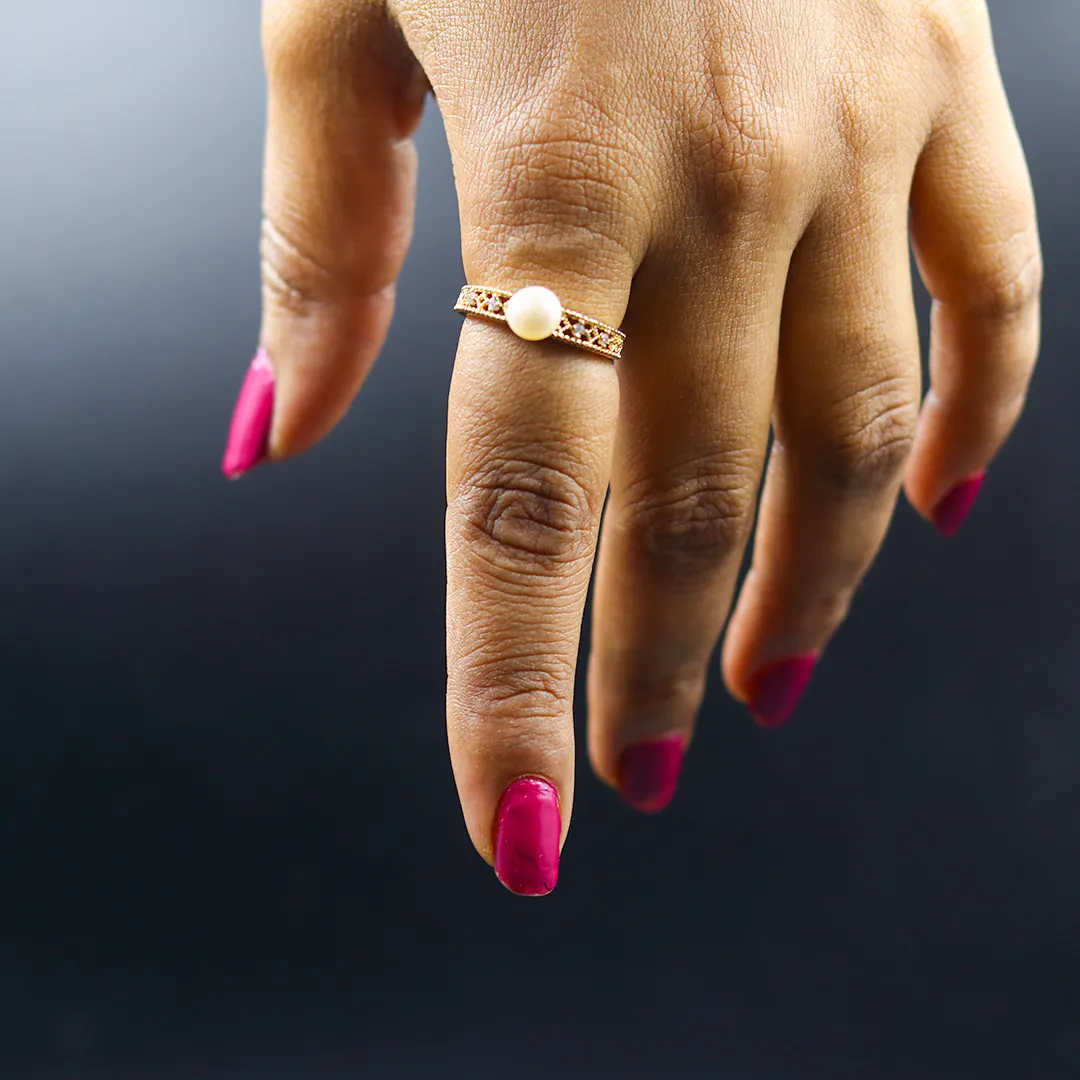 PEARL RING - hover