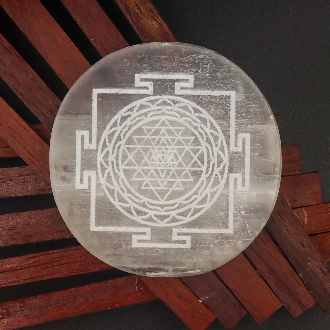 SELENITE CHAKRA PLATE - hover