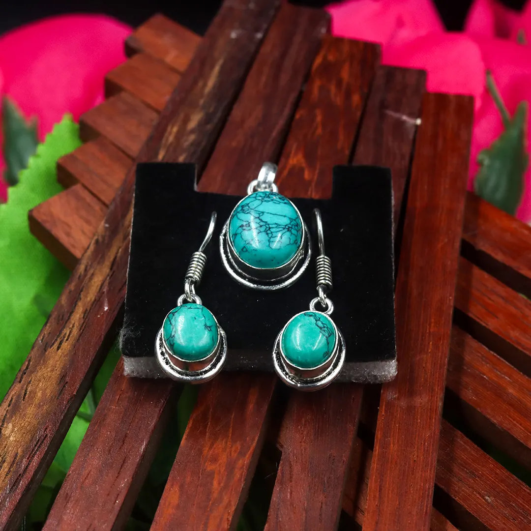 TURQUOISE EARRINGS WITH PENDANT - 2