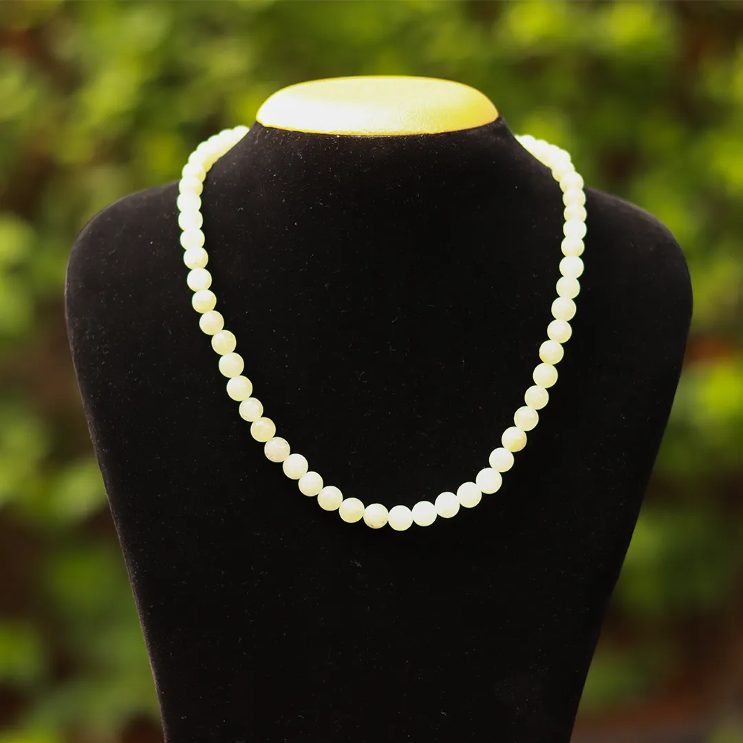 WHITE OPAL